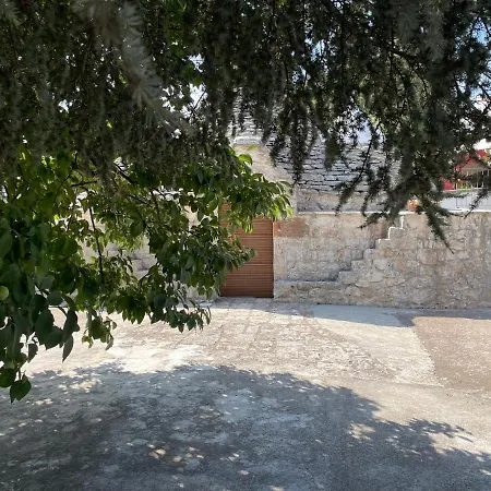 Trullo Incantevole Tatil Evi
